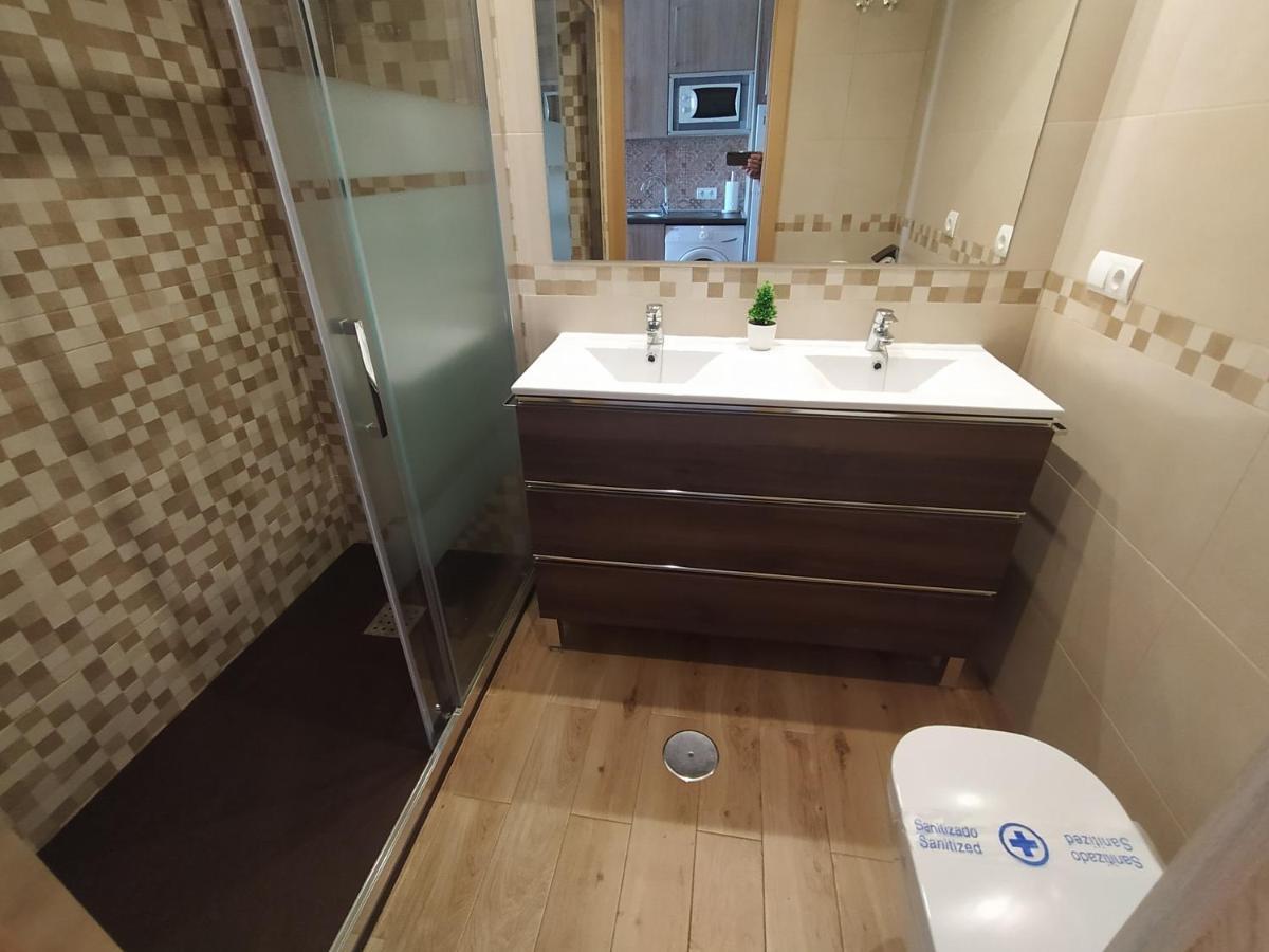 "Vive Benal Beach" Estudio 2501, Vistas Al Mar Y Parque Acuatico Benalmádena Kültér fotó