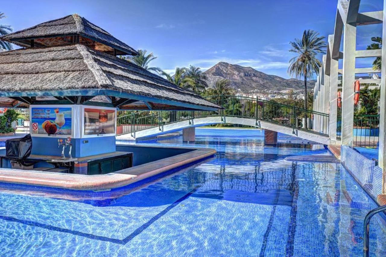 "Vive Benal Beach" Estudio 2501, Vistas Al Mar Y Parque Acuatico Benalmádena Kültér fotó